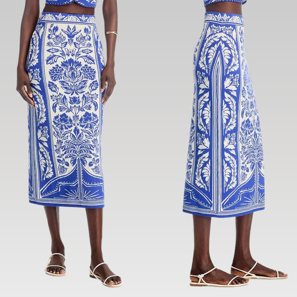 FARM Rio Dresses & Skirts - FARM RIO Delicate Tapestry Knit Skirt NWT Women's Size M Off-White Blue Floral